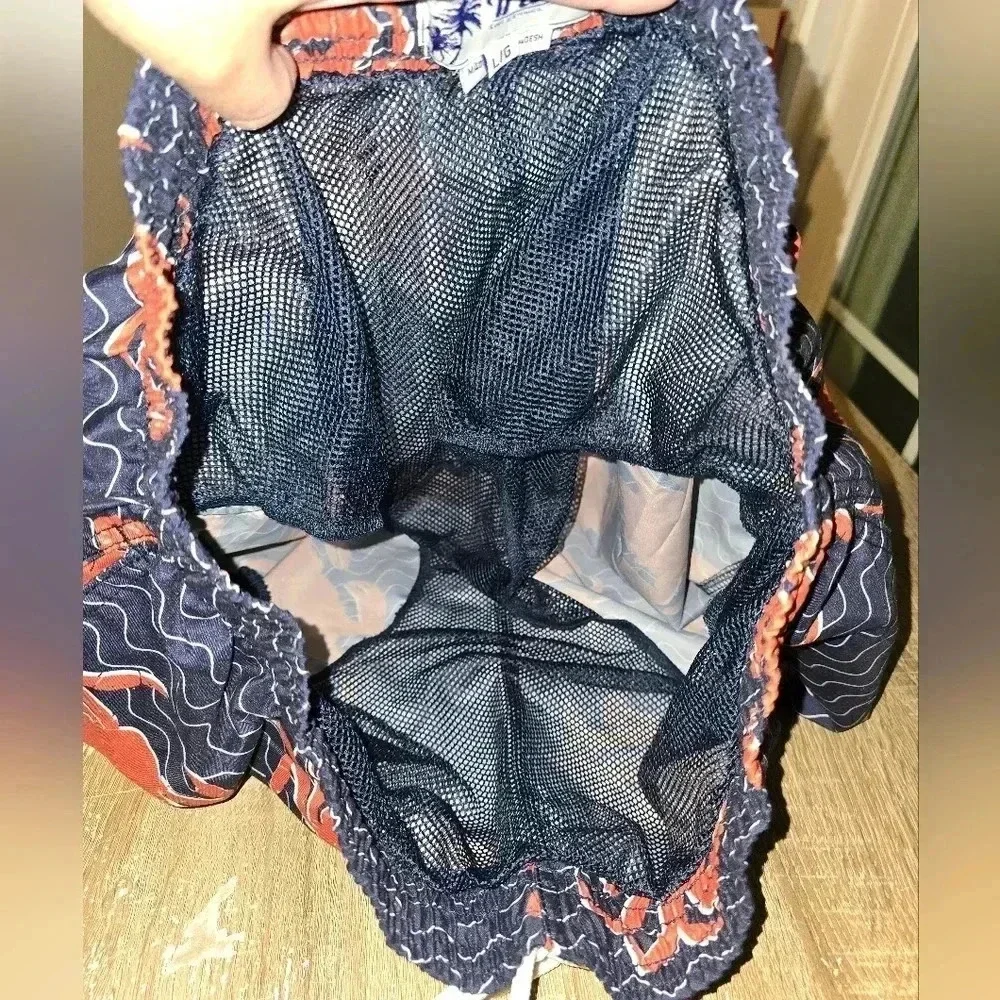 NWOT Trunks Wavy Crab Sano Swim Shorts Swim Trunks Pool Beach Vacation Men's L
